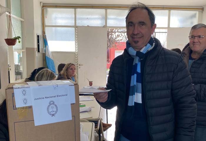 Luciano Carballo Laveglia votó en la Escuela N° 51