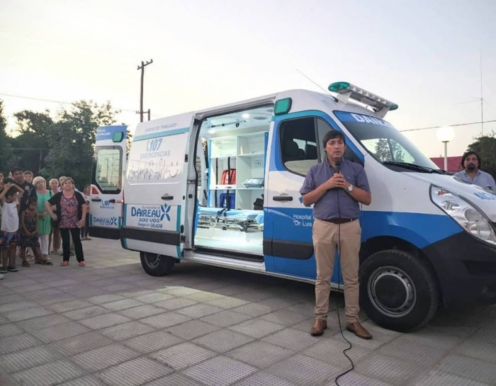 Acerbo presentó la nueva ambulancia en Salazar