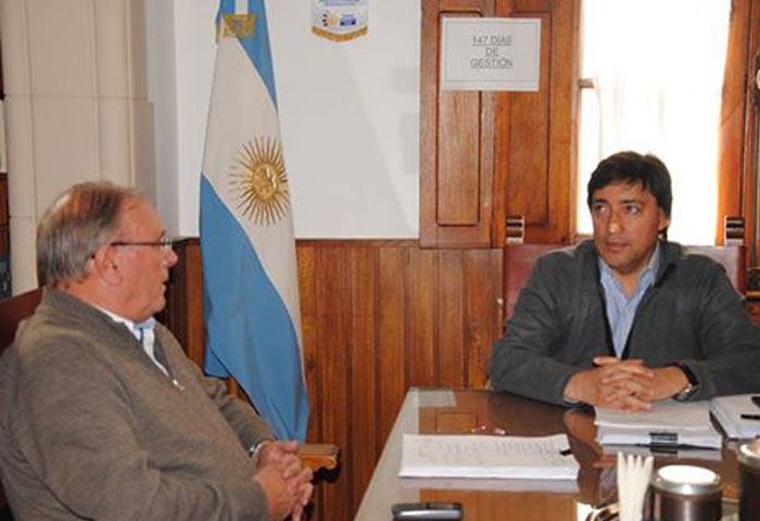 Acerbo recibió al delegado de Salazar