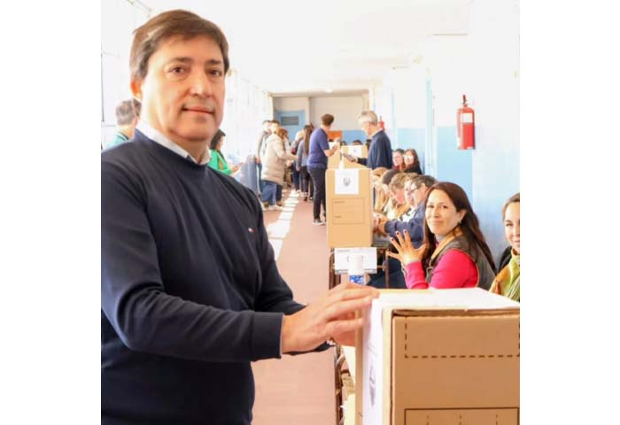 Acerbo votó en la Escuela N° 35