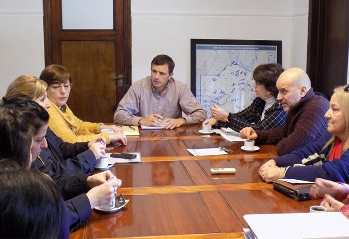 Bucca se reunió con la mesa contra la violencia