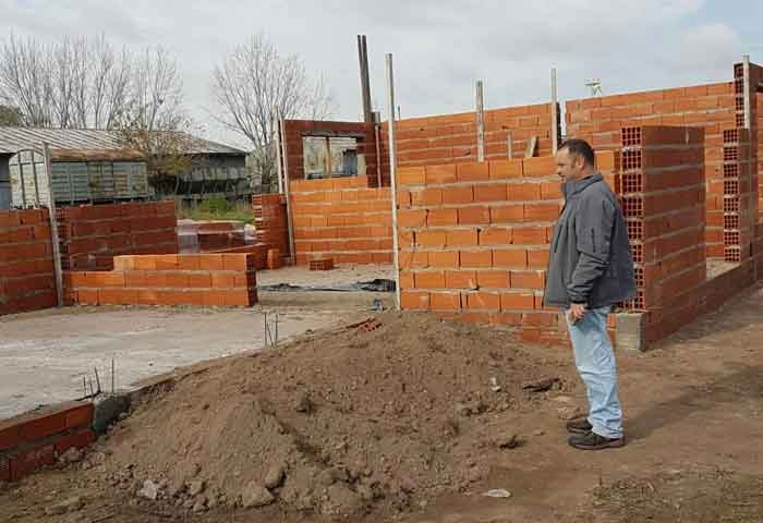 Cellillo sigue supervisando obras