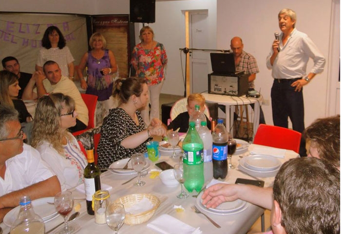 Cortés participó de la cena del Día del Municipal