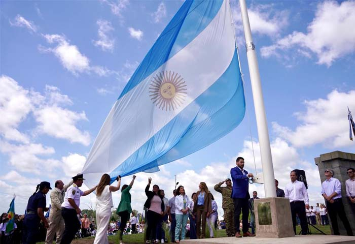 Egüen encabezó los actos por el 188° aniversario