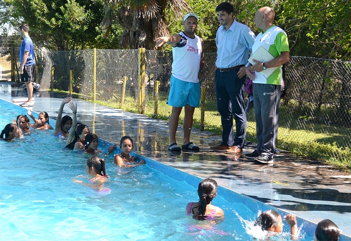 Galli en la inauguración de las colonias de verano