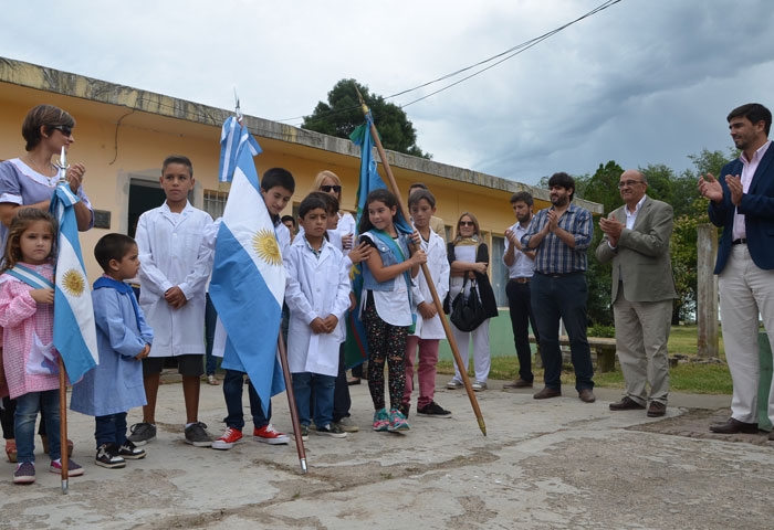 Galli inauguró el ciclo lectivo en Santa Luisa