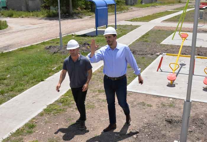 Galli recorrió obras en Villa Magdalena