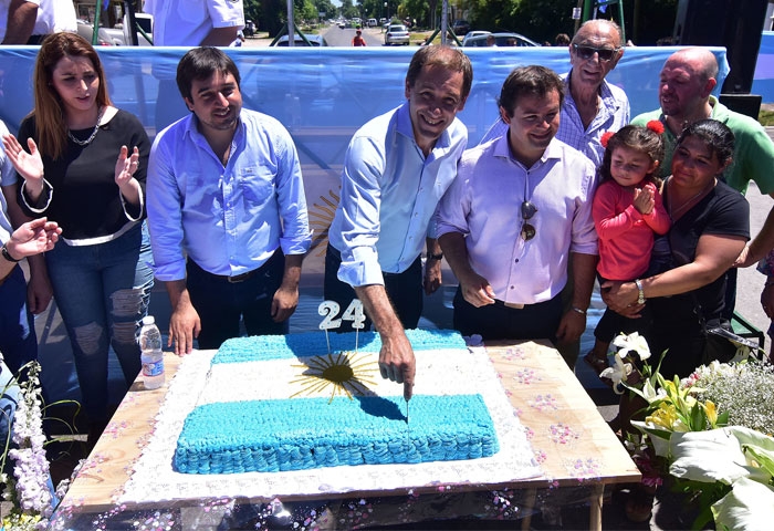 Garro participó del aniversario de San Carlos