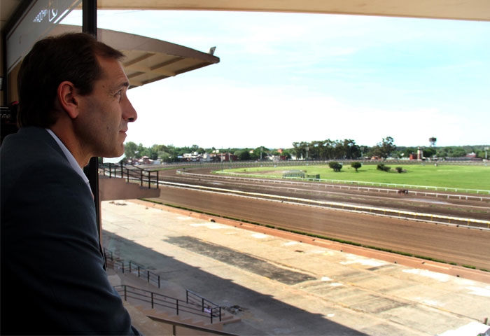 Garro visitó las obras del hipódromo