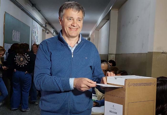 Juan Carlos Morán votó en la Escuela N° 2