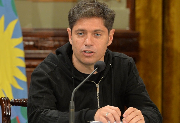 Kicillof otorga un aumento de $ 4.000 a los estatales