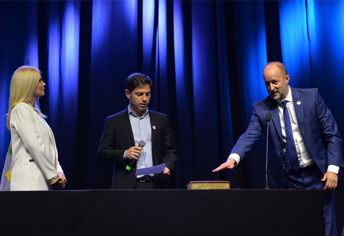 Kicillof tomó juramento a los nuevos ministros