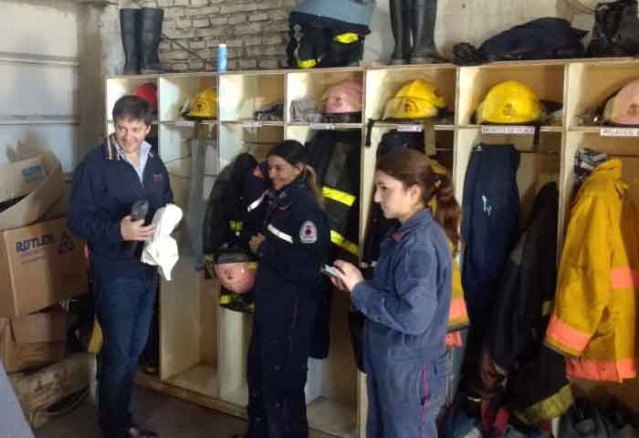 Morán visitó el cuartel de Bomberos de Pirovano