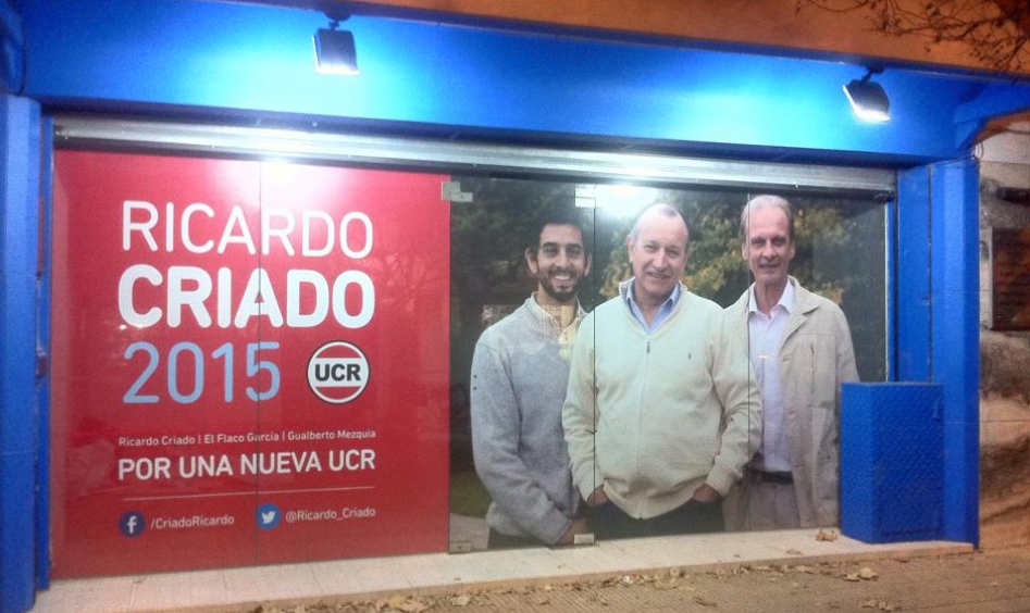 Ricardo Criado abrió su local de campaña