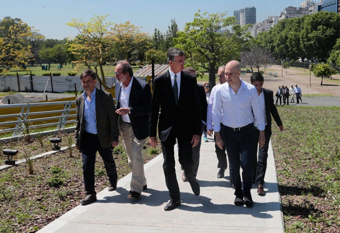 Rodríguez Larreta reinauguró la plaza Brasil