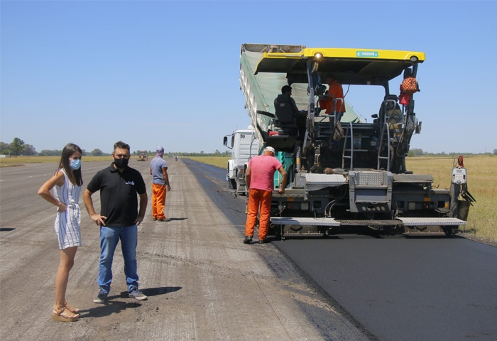 Rodríguez visitó la obra del aeroclub