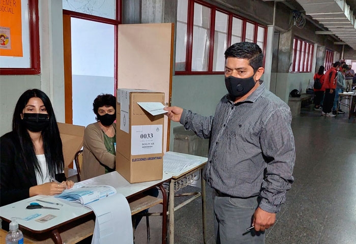 Roque Gómez votó en la ENET