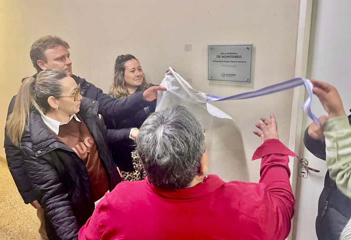 <br />
<b>Notice</b>:  Undefined offset: 1 in <b>/home/uv026317/public_html/in_ultimas-lateral.php</b> on line <b>23</b><br />
<br />
<b>Notice</b>:  Trying to access array offset on value of type null in <b>/home/uv026317/public_html/in_ultimas-lateral.php</b> on line <b>23</b><br />
